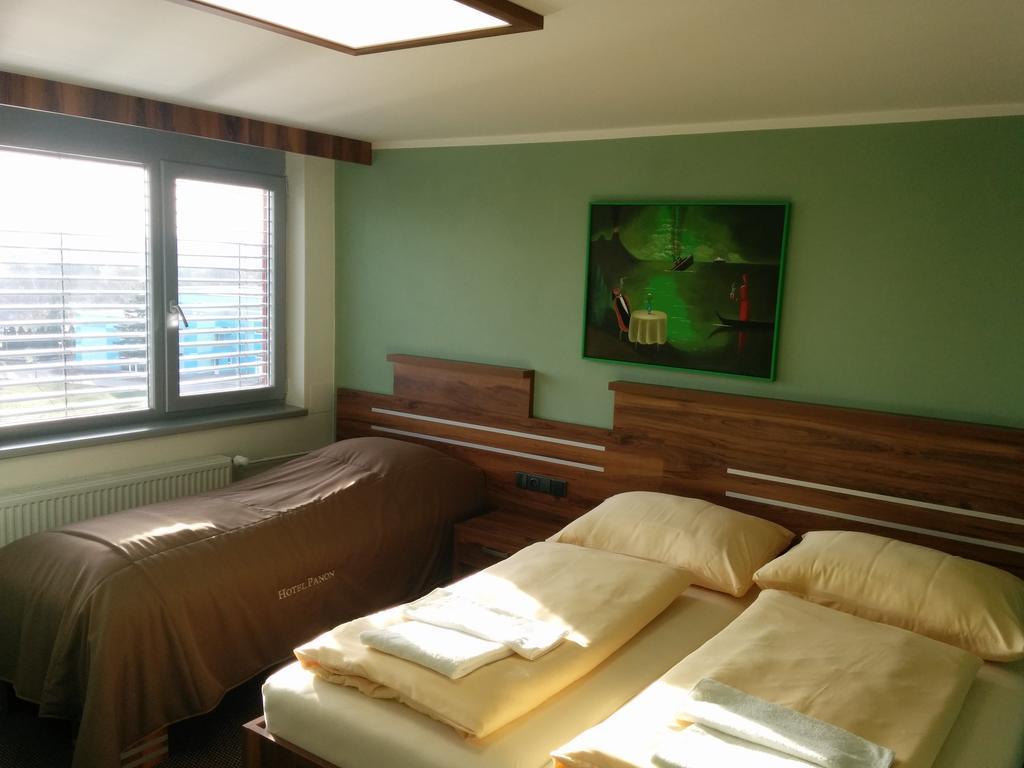 Hotel Panon Hodonín Εξωτερικό φωτογραφία